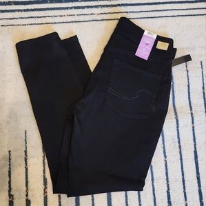 **sold** Women's Levi's Skinny Jeggings size 10